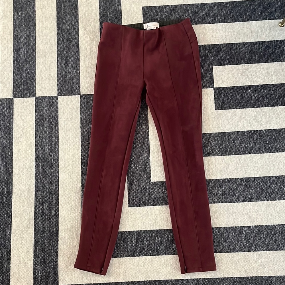 Maroon Leggings 🍁
